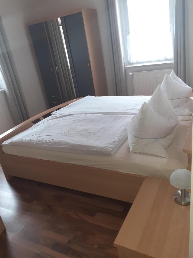 Ferienwohnungen Bernd Kruegel Zwickau Esterno foto